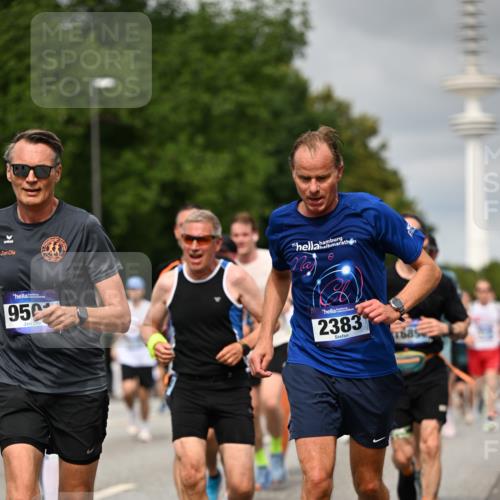 29.06.2025 - hella hamburg halbmarathon Dr. Thomas Lammeyer http://msf.ph/oto/8501889 29.06.2025 10:25:19 Kennedybrücke 1028, 1266, 1658, 2325, 2383, 2923, 2956, 2986, 3161, 3247, 3434, 3781, 3813, 4082, 4350, 5041, 5373, 5625, 5767, 6275, 6308, 7018, 7553, 7608, 8724, 8726, 8844, 9100, 9108, 9501, 10050, 10350, 10585, 10602, 11145 meine-sportfotos.de