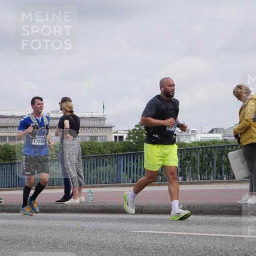 29.06.2025 - hella hamburg halbmarathon Luisa Fischer http://msf.ph/oto/8501942 29.06.2025 10:09:33 Kennedybrücke 17239, 1766, 1936, 1981, 4666, 8051 meine-sportfotos.de