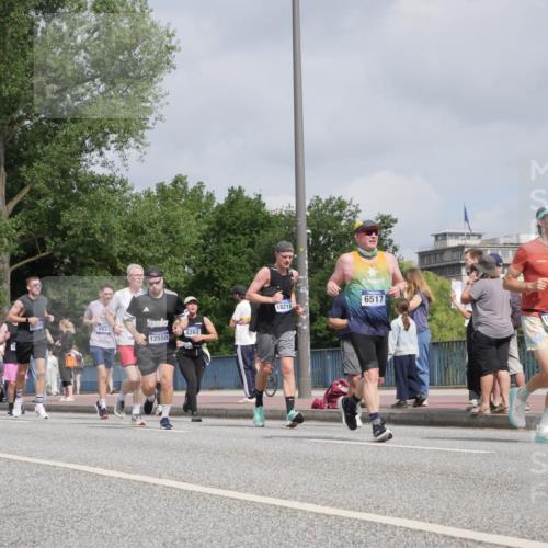 29.06.2025 - hella hamburg halbmarathon Luisa Fischer http://msf.ph/oto/8502247 29.06.2025 10:10:31 Kennedybrücke 12789, 12789, 6833, 12550, 4262, 18218, 6517, 18325, 1993, 4262, 5242, 5926, 6517, 6518, 6707, 6713, 6715, 6833, 7503, 8585, 10283, 10700 meine-sportfotos.de