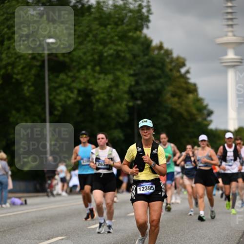 29.06.2025 - hella hamburg halbmarathon Dr. Thomas Lammeyer http://msf.ph/oto/8502390 29.06.2025 10:25:35 Kennedybrücke 1028, 1401, 1658, 2271, 2635, 2956, 3122, 3817, 4697, 4786, 5041, 5061, 5373, 5395, 5493, 5767, 5957, 6086, 7018, 7228, 7522, 7553, 7781, 8095, 8286, 8726, 8844, 9100, 9108, 9499, 9624, 10050, 10374, 10874 meine-sportfotos.de