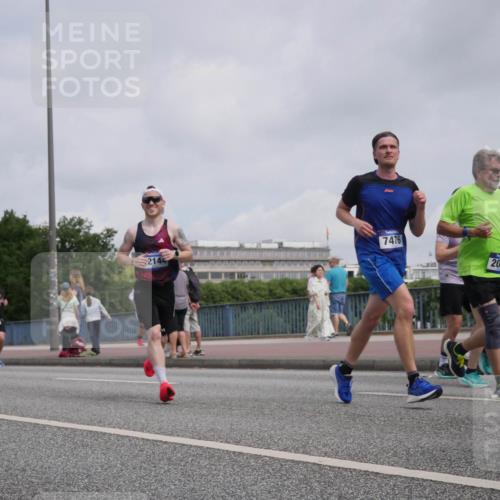 29.06.2025 - hella hamburg halbmarathon Luisa Fischer http://msf.ph/oto/8502477 29.06.2025 10:10:59 Kennedybrücke 7476, 2144, 2032, 1079, 1173, 1427, 2032, 3328, 3922, 7019, 7476, 9338 meine-sportfotos.de
