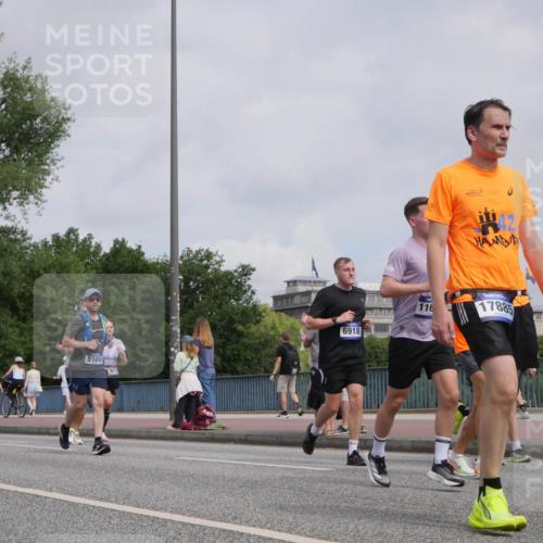 29.06.2025 - hella hamburg halbmarathon Luisa Fischer http://msf.ph/oto/8502619 29.06.2025 10:11:33 Kennedybrücke 5100, 116, 17885, 6918, 2190, 5100, 6590, 6918, 7453, 9457, 9616, 9966 meine-sportfotos.de