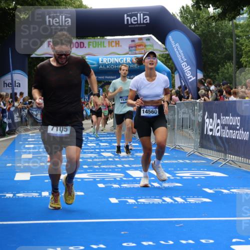 29.06.2025 - hella hamburg halbmarathon Strokosch-Dieckow http://msf.ph/oto/8502927 29.06.2025 10:42:46 Ziel 1700, 5011, 5477, 7105, 9371, 9534, 13398, 13725, 14447, 14560, 14813, 15297, 15301, 15851, 18559, 18659 meine-sportfotos.de