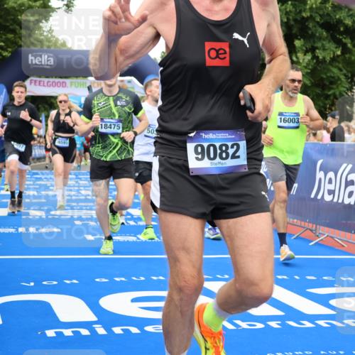 29.06.2025 - hella hamburg halbmarathon Strokosch-Dieckow http://msf.ph/oto/8503368 29.06.2025 10:52:11 Ziel 1482, 2397, 2595, 4419, 4837, 5032, 5087, 5093, 5378, 5482, 6164, 6897, 7732, 7896, 9074, 9082, 12135, 12580, 13726, 14248, 14300, 15275, 15446, 15829, 16003, 16320, 16591, 16666, 17033, 17130, 18475, 18801 meine-sportfotos.de