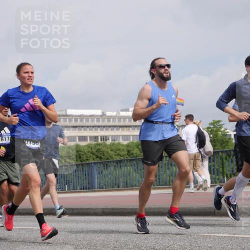 29.06.2025 - hella hamburg halbmarathon Luisa Fischer http://msf.ph/oto/8503693 29.06.2025 10:13:58 Kennedybrücke 817, 0796, 11905, 4287, 5440, 8171, 8807, 8810, 10196 meine-sportfotos.de