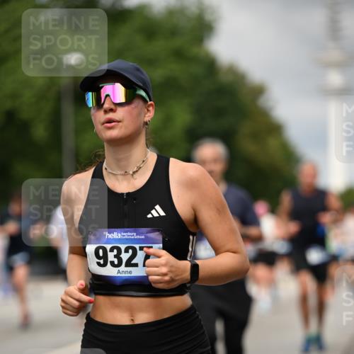 29.06.2025 - hella hamburg halbmarathon Dr. Thomas Lammeyer http://msf.ph/oto/8503766 29.06.2025 10:26:16 Kennedybrücke 1158, 1269, 1294, 1419, 1668, 1958, 1963, 2009, 2063, 2172, 2529, 2841, 2919, 3108, 3172, 3735, 3768, 3825, 3826, 3946, 4046, 4289, 4375, 4376, 4556, 5079, 5641, 6030, 6103, 6676, 6805, 7375, 7612, 7672, 8431, 8860, 8884, 8896, 8954, 8959, 9002, 9062, 9327, 9516, 9635, 9788, 9807, 10167, 10710, 10787, 10902, 10921 meine-sportfotos.de