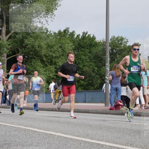 29.06.2025 - hella hamburg halbmarathon Luisa Fischer http://msf.ph/oto/8503777 29.06.2025 10:14:16 Kennedybrücke 5991, 1778, 9169, 0372, 1531, 1531, 1866, 5379, 9169, 10372 meine-sportfotos.de