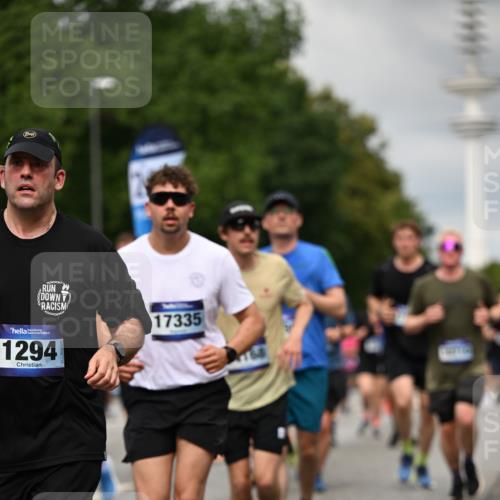 29.06.2025 - hella hamburg halbmarathon Dr. Thomas Lammeyer http://msf.ph/oto/8504169 29.06.2025 10:26:27 Kennedybrücke 1269, 1294, 1419, 1598, 1963, 2009, 2063, 2172, 2351, 2919, 3108, 3172, 3458, 3735, 3768, 3910, 3946, 4113, 4114, 4375, 4376, 4556, 4829, 5079, 6030, 6303, 6307, 6676, 6805, 6849, 6977, 7097, 7162, 7794, 8431, 8511, 8884, 8954, 9204, 9327, 9516, 9788, 9807, 10167, 10241, 10663, 10710, 10902, 10961, 11046 meine-sportfotos.de
