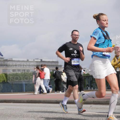 29.06.2025 - hella hamburg halbmarathon Luisa Fischer http://msf.ph/oto/8504198 29.06.2025 10:15:10 Kennedybrücke 1, 16383, 1249, 1850, 1851, 2963, 2964, 3182, 3248, 3262, 4453, 5166, 5176, 6822, 6871, 8206, 8207, 9253 meine-sportfotos.de