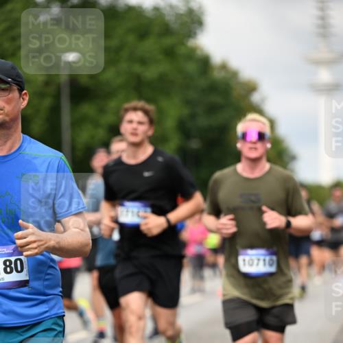 29.06.2025 - hella hamburg halbmarathon Dr. Thomas Lammeyer http://msf.ph/oto/8504272 29.06.2025 10:26:30 Kennedybrücke 1269, 1294, 1419, 1598, 1963, 2063, 2172, 2351, 2919, 3108, 3172, 3458, 3735, 3768, 3910, 3946, 4113, 4114, 4375, 4376, 4556, 4559, 4829, 5079, 6030, 6303, 6307, 6676, 6805, 6849, 6899, 6977, 7097, 7162, 7794, 8511, 8884, 8954, 9204, 9516, 9788, 9807, 10167, 10241, 10663, 10710, 10739, 10902, 10961, 11046 meine-sportfotos.de