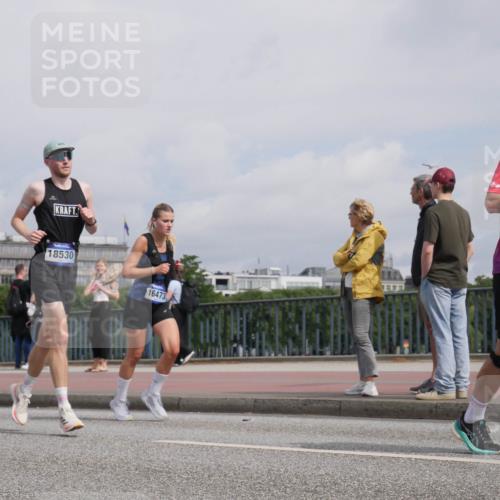 29.06.2025 - hella hamburg halbmarathon Luisa Fischer http://msf.ph/oto/8504310 29.06.2025 10:15:25 Kennedybrücke 18530, 16473, 1486, 1610, 1785, 3363, 5150, 7014, 7907, 8917, 9428, 10067, 10402 meine-sportfotos.de