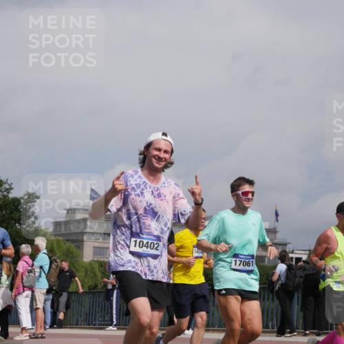 29.06.2025 - hella hamburg halbmarathon Luisa Fischer http://msf.ph/oto/8504345 29.06.2025 10:15:30 Kennedybrücke 13177, 10067, 10402, 14540, 17061, 3363, 3363, 5150, 7014, 8917, 10067, 10402 meine-sportfotos.de