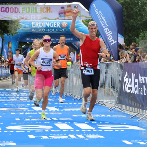 29.06.2025 - hella hamburg halbmarathon Strokosch-Dieckow http://msf.ph/oto/8504362 29.06.2025 10:41:57 Ziel 1169, 5690, 6593, 7092, 7363, 8694, 11417, 12292, 13196, 15521, 15846, 16507, 17864, 17926, 18920, 19046 meine-sportfotos.de