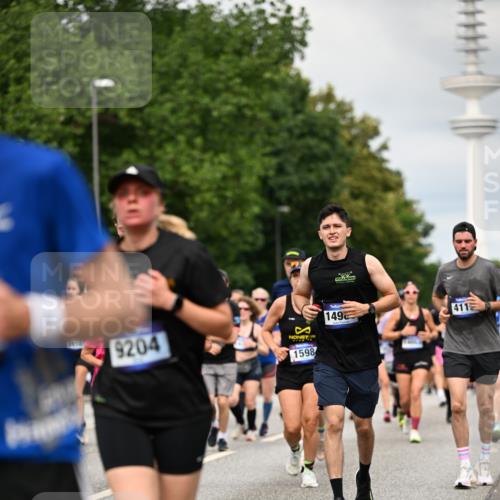 29.06.2025 - hella hamburg halbmarathon Dr. Thomas Lammeyer http://msf.ph/oto/8504389 29.06.2025 10:26:34 Kennedybrücke 1294, 1419, 1598, 1963, 2063, 2172, 2351, 2919, 3108, 3172, 3458, 3735, 3768, 3910, 3946, 3995, 4113, 4114, 4131, 4366, 4376, 4556, 4559, 4829, 4970, 5079, 6030, 6303, 6307, 6676, 6805, 6820, 6849, 6899, 6977, 7097, 7162, 7794, 8511, 8855, 8884, 8931, 8954, 9204, 9516, 9807, 10065, 10241, 10663, 10710, 10739, 10961, 11046 meine-sportfotos.de