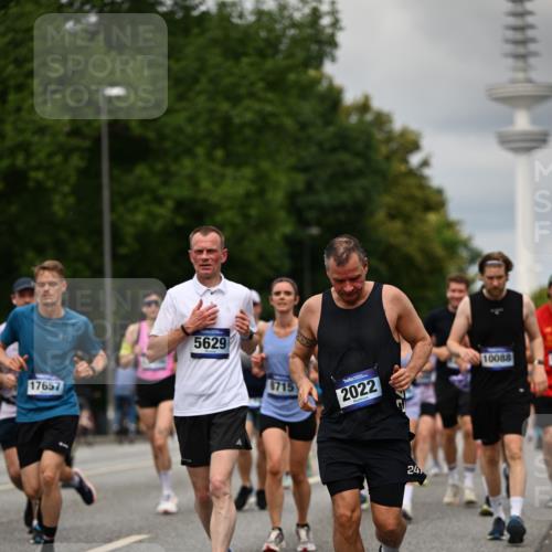 29.06.2025 - hella hamburg halbmarathon Dr. Thomas Lammeyer http://msf.ph/oto/8505501 29.06.2025 10:27:15 Kennedybrücke 1029, 1372, 1853, 2022, 2294, 2514, 3003, 3029, 3600, 3601, 3769, 4793, 4969, 5223, 5629, 5798, 5838, 6048, 6578, 6747, 6784, 6785, 7266, 7891, 7919, 8355, 8715, 9256, 9301, 9512, 10088, 10432 meine-sportfotos.de
