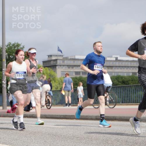29.06.2025 - hella hamburg halbmarathon Luisa Fischer http://msf.ph/oto/8505635 29.06.2025 10:18:24 Kennedybrücke 15307, 2494, 15740, 14413, 2110, 1890, 2110, 2494, 4007, 4466, 5069, 6287, 6376, 7452, 9113, 9657, 9847, 10775 meine-sportfotos.de