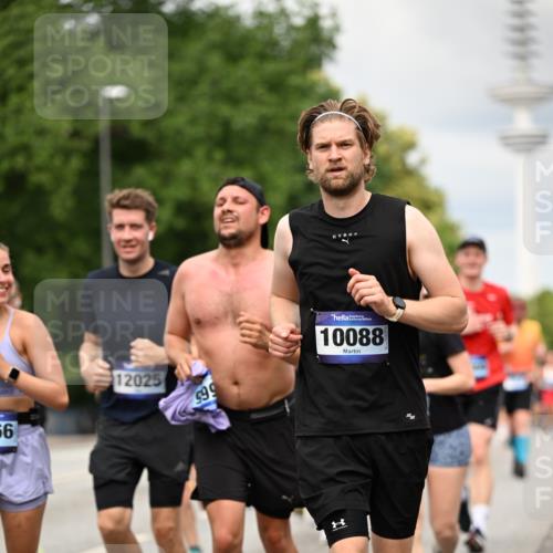 29.06.2025 - hella hamburg halbmarathon Dr. Thomas Lammeyer http://msf.ph/oto/8505655 29.06.2025 10:27:20 Kennedybrücke 1029, 1187, 1362, 1372, 1853, 2022, 2294, 2514, 3003, 3029, 3601, 3769, 4728, 4793, 4969, 5223, 5629, 5798, 5838, 6578, 6747, 6784, 6785, 7266, 7891, 7919, 8355, 8715, 9133, 9256, 9301, 9512, 9913, 10088 meine-sportfotos.de