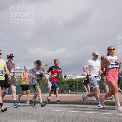 29.06.2025 - hella hamburg halbmarathon Luisa Fischer http://msf.ph/oto/8505716 29.06.2025 10:18:33 Kennedybrücke 21, 15722, 13366, 6376, 13386, 12, 13818, 1895, 984, 1440, 2494, 2720, 2989, 3417, 4007, 4466, 6376, 6576, 9556, 9847, 10108 meine-sportfotos.de