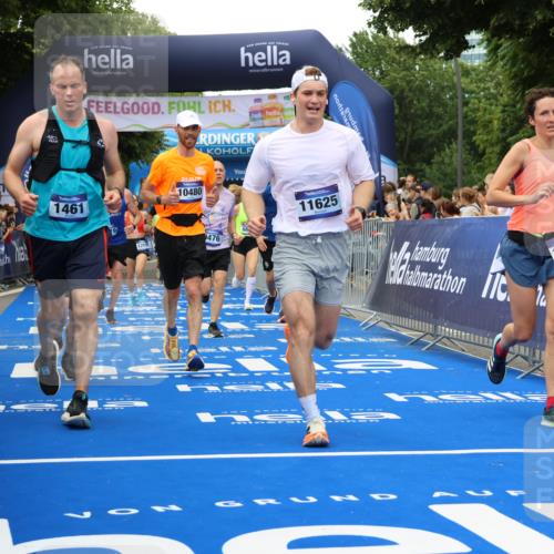 29.06.2025 - hella hamburg halbmarathon Strokosch-Dieckow http://msf.ph/oto/8505778 29.06.2025 10:51:14 Ziel 1366, 1461, 1817, 2364, 2636, 2718, 4404, 4814, 4967, 5600, 6027, 6657, 6776, 8316, 8930, 8989, 9476, 10480, 10667, 10868, 11124, 11512, 11625, 11733, 12016, 13047, 13073, 14865, 14994, 15480, 17530, 17823, 18019, 18489 meine-sportfotos.de