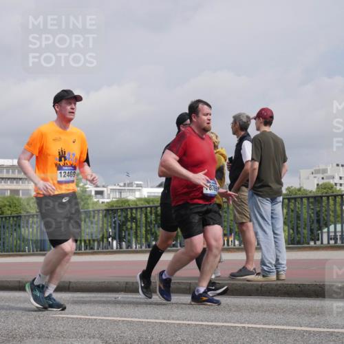 29.06.2025 - hella hamburg halbmarathon Luisa Fischer http://msf.ph/oto/8505905 29.06.2025 10:18:54 Kennedybrücke 42, 12469, 8769, 1651, 2076, 2835, 3167, 4828, 5046, 5423, 7897, 8746, 9307, 9881 meine-sportfotos.de
