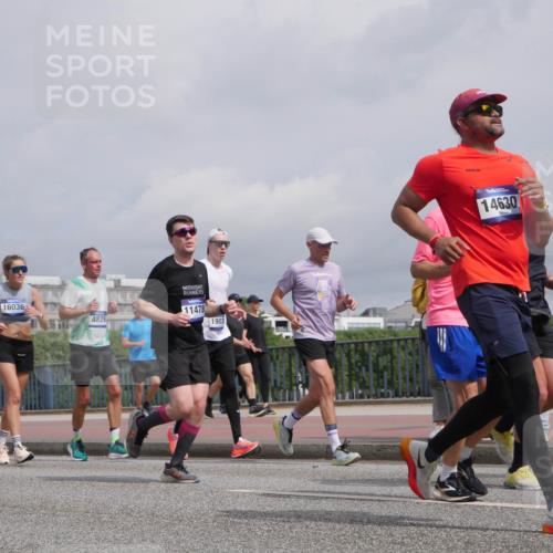 29.06.2025 - hella hamburg halbmarathon Luisa Fischer http://msf.ph/oto/8505960 29.06.2025 10:19:00 Kennedybrücke 689, 16036, 11478, 4828, 1903, 14630, 1308, 1651, 2071, 2436, 2601, 2835, 4828, 5046, 8057, 8274, 8746, 9307, 9784, 9881 meine-sportfotos.de