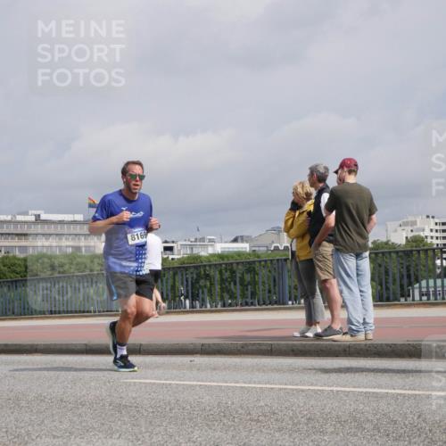 29.06.2025 - hella hamburg halbmarathon Luisa Fischer http://msf.ph/oto/8506062 29.06.2025 10:19:10 Kennedybrücke 8169, 201, 1212, 2071, 2436, 4583, 8169, 8274, 8554, 9601, 9784, 10292, 10844 meine-sportfotos.de