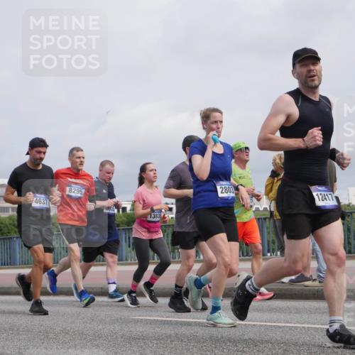 29.06.2025 - hella hamburg halbmarathon Luisa Fischer http://msf.ph/oto/8506218 29.06.2025 10:19:24 Kennedybrücke 4637, 9810, 8295, 0935, 13835, 2803, 4, 12417, 1244, 1599, 2165, 2803, 3156, 3176, 3484, 3648, 4478, 4637, 6024, 6742, 6935, 7158, 7753, 7792, 8295, 8597, 8645, 8707, 8847, 9628, 9802, 9810, 10107, 10139, 10141, 10183 meine-sportfotos.de