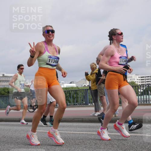 29.06.2025 - hella hamburg halbmarathon Luisa Fischer http://msf.ph/oto/8506294 29.06.2025 10:19:30 Kennedybrücke 8707, 3156, 11344, 11345, 1244, 1599, 2912, 3030, 3134, 3156, 3176, 3484, 3648, 3687, 4478, 5036, 6024, 6742, 6935, 7753, 7792, 8263, 8597, 8645, 8707, 8847, 8857, 9332, 9628, 9891, 10076, 10575 meine-sportfotos.de