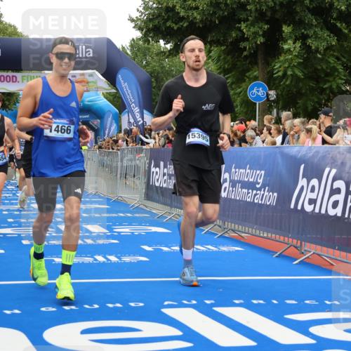 29.06.2025 - hella hamburg halbmarathon Strokosch-Dieckow http://msf.ph/oto/8506483 29.06.2025 10:50:53 Ziel 1466, 2207, 3654, 3947, 4839, 5018, 5115, 7052, 7369, 8205, 8572, 10215, 10750, 11551, 12778, 13687, 14125, 15362, 15395, 15643, 16285, 17221, 18182, 18350 meine-sportfotos.de