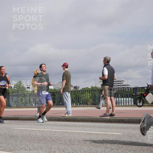 29.06.2025 - hella hamburg halbmarathon Luisa Fischer http://msf.ph/oto/8506636 29.06.2025 10:20:08 Kennedybrücke 1459, 7345, 6941, 1403, 3622, 5390, 6126, 6128, 6328, 6488, 6522, 6941, 7114, 7115, 7345, 8983, 9259, 10377, 10592, 10735 meine-sportfotos.de