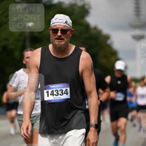 29.06.2025 - hella hamburg halbmarathon Dr. Thomas Lammeyer http://msf.ph/oto/8506804 29.06.2025 10:28:01 Kennedybrücke 1003, 1048, 1382, 2125, 3034, 3285, 3457, 4464, 4684, 5406, 6502, 7021, 7029, 7820, 8181, 8716, 9217, 9877, 10649 meine-sportfotos.de