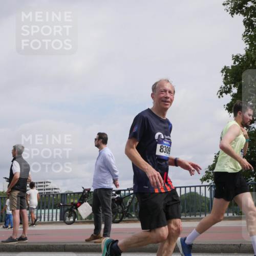 29.06.2025 - hella hamburg halbmarathon Luisa Fischer http://msf.ph/oto/8506843 29.06.2025 10:20:30 Kennedybrücke 6786, 8309, 1795, 3210, 3464, 3466, 3802, 3803, 4852, 5929, 5930, 6352, 6786, 7011, 7945, 8210, 8309, 8433, 9400, 9848, 10460, 10620 meine-sportfotos.de