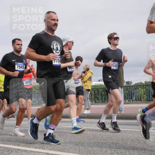 29.06.2025 - hella hamburg halbmarathon Luisa Fischer http://msf.ph/oto/8506874 29.06.2025 10:20:33 Kennedybrücke 33, 10620, 7945, 3802, 754, 593, 3003, 5929, 1170, 1, 1156, 1795, 2259, 3464, 3466, 3802, 3803, 4852, 5929, 5930, 6254, 6336, 6352, 7011, 7945, 8210, 8433, 9400, 9848, 10460, 10620 meine-sportfotos.de