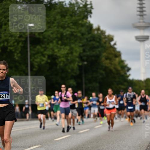 29.06.2025 - hella hamburg halbmarathon Dr. Thomas Lammeyer http://msf.ph/oto/8507074 29.06.2025 10:28:12 Kennedybrücke 1005, 1009, 1304, 1444, 2108, 2125, 2489, 3034, 3185, 3285, 3457, 4122, 4391, 4464, 4597, 4684, 5406, 5661, 6502, 7013, 7021, 7029, 8031, 8149, 8181, 8676, 9217, 9715, 10649 meine-sportfotos.de
