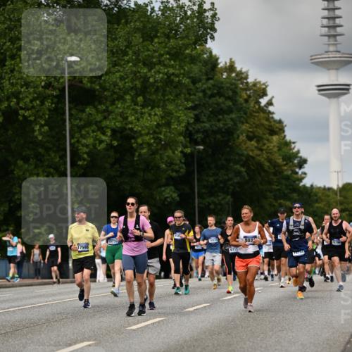29.06.2025 - hella hamburg halbmarathon Dr. Thomas Lammeyer http://msf.ph/oto/8507081 29.06.2025 10:28:13 Kennedybrücke 1005, 1009, 1304, 1444, 2108, 2489, 3034, 3185, 3285, 4122, 4391, 4464, 4597, 4684, 5406, 5661, 6502, 7013, 7021, 7029, 8031, 8149, 8181, 8676, 9217, 9715, 10649 meine-sportfotos.de