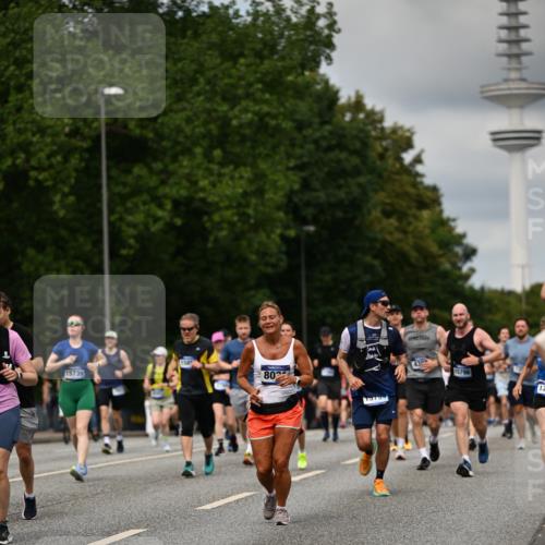 29.06.2025 - hella hamburg halbmarathon Dr. Thomas Lammeyer http://msf.ph/oto/8507140 29.06.2025 10:28:16 Kennedybrücke 1005, 1009, 1304, 1444, 2108, 2489, 2766, 3034, 3185, 3285, 4122, 4391, 4464, 4597, 4684, 5406, 5661, 6502, 7013, 7021, 8031, 8149, 8676, 9217, 9715, 10649, 11300, 11415 meine-sportfotos.de