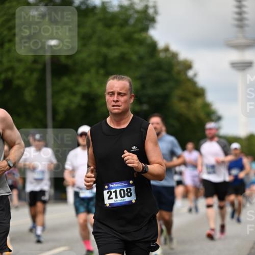 29.06.2025 - hella hamburg halbmarathon Dr. Thomas Lammeyer http://msf.ph/oto/8507289 29.06.2025 10:28:25 Kennedybrücke 1005, 1009, 1304, 1444, 1545, 2108, 2489, 2766, 3185, 3579, 4122, 4391, 4597, 4993, 5055, 5160, 5661, 7013, 8031, 8141, 8149, 8297, 8676, 8717, 9217, 9603, 9715, 11300, 11415 meine-sportfotos.de
