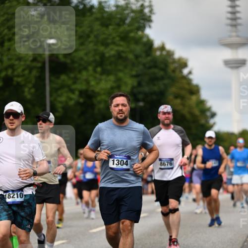 29.06.2025 - hella hamburg halbmarathon Dr. Thomas Lammeyer http://msf.ph/oto/8507311 29.06.2025 10:28:27 Kennedybrücke 1005, 1009, 1304, 1444, 1545, 2108, 2489, 2766, 3185, 3579, 4122, 4391, 4597, 4646, 4993, 5055, 5160, 5258, 5260, 5661, 7013, 8031, 8141, 8149, 8297, 8676, 8717, 9603, 9715, 11300, 11415 meine-sportfotos.de