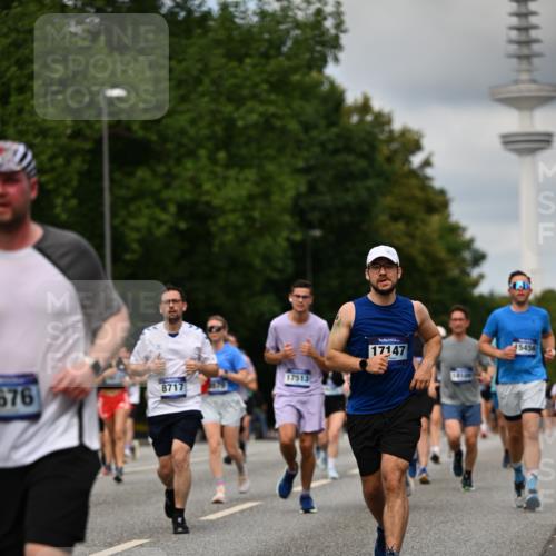 29.06.2025 - hella hamburg halbmarathon Dr. Thomas Lammeyer http://msf.ph/oto/8507363 29.06.2025 10:28:30 Kennedybrücke 1005, 1009, 1304, 1444, 1545, 2108, 2489, 2766, 3185, 3579, 4122, 4391, 4597, 4646, 4993, 5055, 5160, 5258, 5260, 5661, 7013, 8031, 8141, 8149, 8297, 8676, 8717, 9603, 9715, 11300, 11415 meine-sportfotos.de
