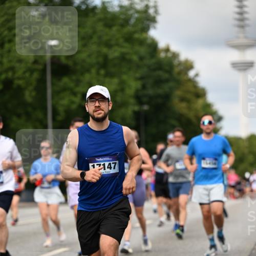 29.06.2025 - hella hamburg halbmarathon Dr. Thomas Lammeyer http://msf.ph/oto/8507398 29.06.2025 10:28:32 Kennedybrücke 1005, 1009, 1304, 1444, 1545, 2108, 2489, 2766, 3185, 3579, 4122, 4391, 4597, 4646, 4993, 5055, 5160, 5258, 5260, 5661, 5954, 7013, 8031, 8141, 8149, 8297, 8676, 8717, 8918, 8920, 9603, 9715, 11300, 11415 meine-sportfotos.de