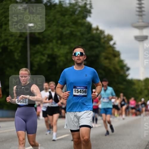 29.06.2025 - hella hamburg halbmarathon Dr. Thomas Lammeyer http://msf.ph/oto/8507438 29.06.2025 10:28:34 Kennedybrücke 1005, 1009, 1304, 1545, 2108, 2766, 3185, 3579, 4122, 4391, 4597, 4646, 4993, 5039, 5055, 5160, 5258, 5260, 5661, 5954, 7013, 7426, 8141, 8149, 8297, 8676, 8717, 8918, 8920, 9603, 9715, 11300, 11415 meine-sportfotos.de