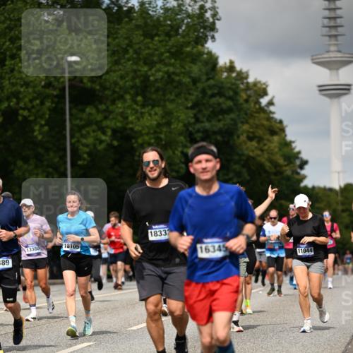 29.06.2025 - hella hamburg halbmarathon Dr. Thomas Lammeyer http://msf.ph/oto/8507840 29.06.2025 10:28:58 Kennedybrücke 1389, 1395, 2477, 2944, 3421, 3786, 4162, 4221, 4719, 5039, 5358, 5954, 6524, 6526, 7426, 7528, 7920, 7975, 8167, 8187, 8502, 8918, 8920, 9063, 10907, 11044, 11306, 11347 meine-sportfotos.de