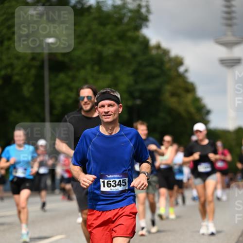 29.06.2025 - hella hamburg halbmarathon Dr. Thomas Lammeyer http://msf.ph/oto/8507858 29.06.2025 10:28:58 Kennedybrücke 1389, 1395, 2477, 2944, 3421, 3786, 4162, 4221, 4719, 5039, 5358, 5954, 6524, 6526, 7426, 7528, 7920, 7975, 8167, 8187, 8502, 8918, 8920, 9063, 10907, 11044, 11306, 11347 meine-sportfotos.de