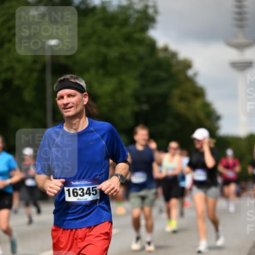 29.06.2025 - hella hamburg halbmarathon Dr. Thomas Lammeyer http://msf.ph/oto/8507870 29.06.2025 10:28:59 Kennedybrücke 1389, 1395, 2477, 2944, 3421, 3786, 4162, 4221, 4719, 5039, 5358, 5954, 6524, 6526, 7426, 7528, 7920, 7975, 8167, 8187, 8502, 8918, 8920, 9063, 10907, 11044, 11306, 11347 meine-sportfotos.de