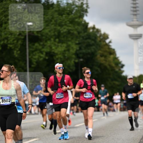 29.06.2025 - hella hamburg halbmarathon Dr. Thomas Lammeyer http://msf.ph/oto/8507998 29.06.2025 10:29:06 Kennedybrücke 1389, 1395, 2132, 2249, 2280, 2477, 2944, 3343, 3421, 3786, 4221, 4624, 4719, 5138, 5358, 5829, 5830, 6524, 6526, 7528, 7920, 7975, 8167, 8502, 9063, 10907, 11044, 11306, 11347 meine-sportfotos.de