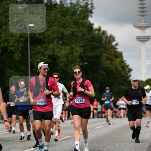 29.06.2025 - hella hamburg halbmarathon Dr. Thomas Lammeyer http://msf.ph/oto/8508014 29.06.2025 10:29:08 Kennedybrücke 1389, 1395, 2132, 2249, 2280, 2477, 2944, 3343, 3421, 3786, 4221, 4624, 4719, 5138, 5358, 5829, 5830, 6524, 6526, 7528, 7920, 7975, 8167, 8502, 9063, 10907, 11044, 11306, 11347 meine-sportfotos.de