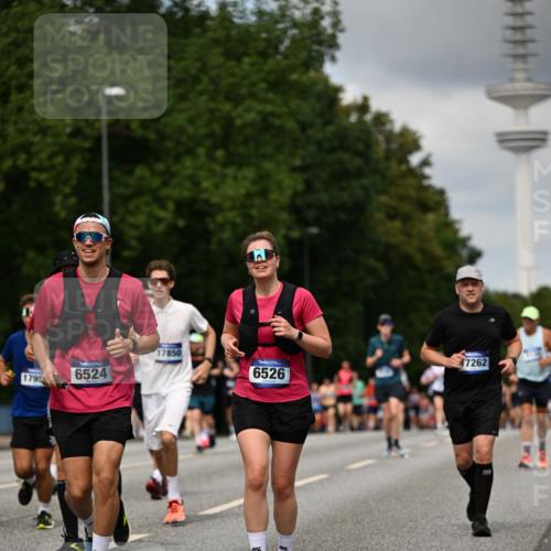 29.06.2025 - hella hamburg halbmarathon Dr. Thomas Lammeyer http://msf.ph/oto/8508028 29.06.2025 10:29:08 Kennedybrücke 1389, 1395, 2132, 2249, 2280, 2477, 2944, 3343, 3421, 3786, 4221, 4624, 4719, 5138, 5358, 5829, 5830, 6524, 6526, 7528, 7920, 7975, 8167, 8502, 9063, 10907, 11044, 11306, 11347 meine-sportfotos.de