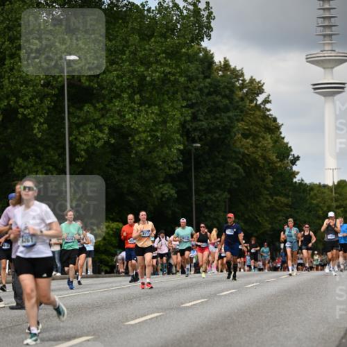 29.06.2025 - hella hamburg halbmarathon Dr. Thomas Lammeyer http://msf.ph/oto/8508289 29.06.2025 10:29:25 Kennedybrücke 1352, 2132, 2249, 2280, 3132, 3343, 3786, 4008, 4010, 4111, 4221, 4624, 5138, 5829, 5830, 6261, 7528, 8083, 9063, 9927, 11306 meine-sportfotos.de