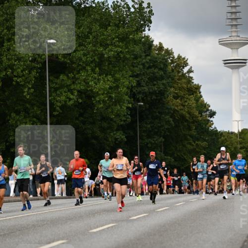 29.06.2025 - hella hamburg halbmarathon Dr. Thomas Lammeyer http://msf.ph/oto/8508334 29.06.2025 10:29:27 Kennedybrücke 1352, 2132, 2249, 2280, 3132, 3343, 3786, 4008, 4010, 4111, 4221, 4624, 4797, 5138, 5829, 5830, 6261, 8083, 8276, 8962, 9927, 11306 meine-sportfotos.de