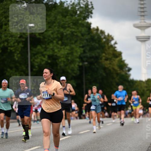 29.06.2025 - hella hamburg halbmarathon Dr. Thomas Lammeyer http://msf.ph/oto/8508357 29.06.2025 10:29:35 Kennedybrücke 1352, 2249, 3099, 3113, 3132, 3343, 4008, 4010, 4111, 4797, 5814, 6261, 7778, 8083, 8276, 8962, 9927 meine-sportfotos.de